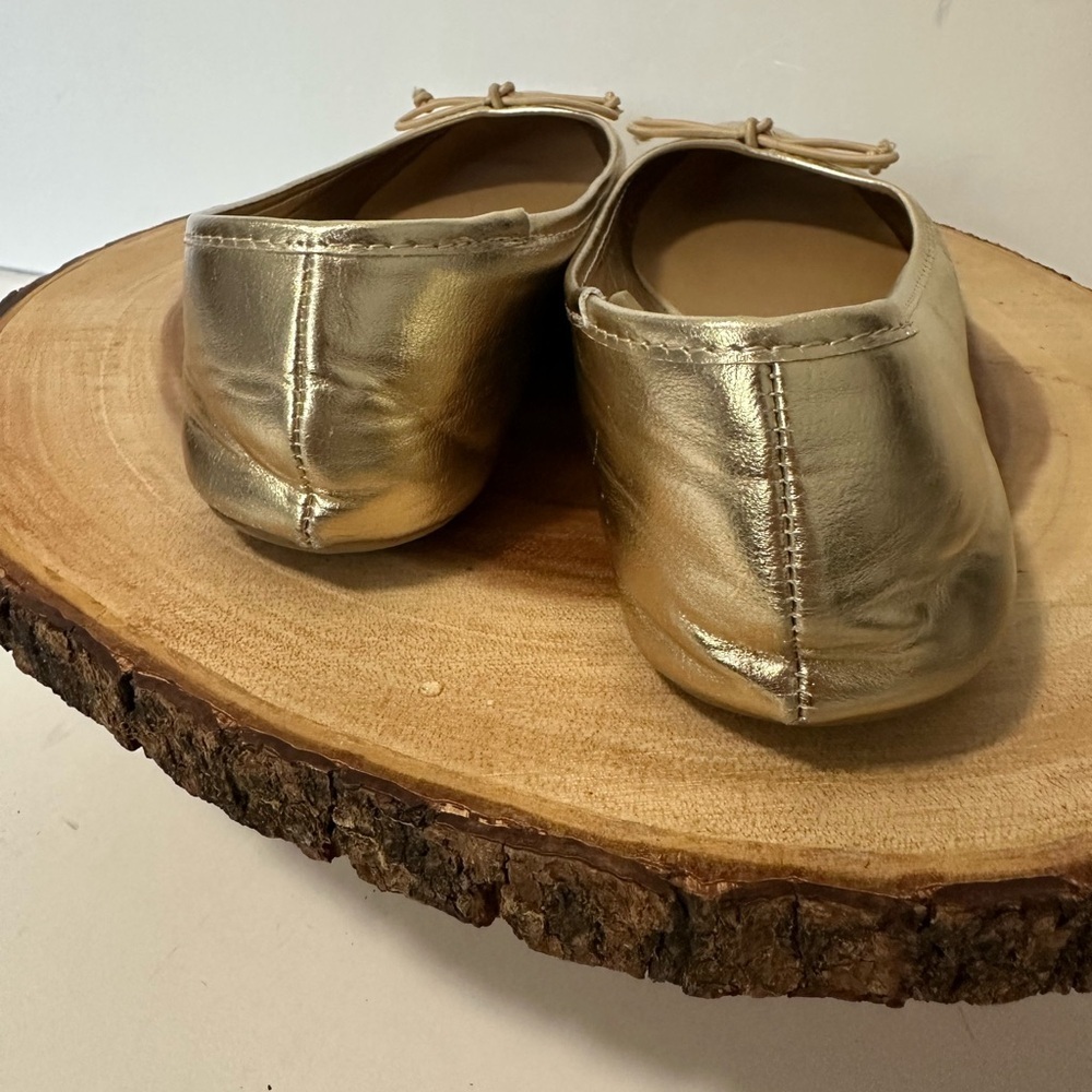 โจ๐ฉฐ Metallic Gold Ballet Flats โ Rouge ๐ฉฐโจ - Picture 6 of 11